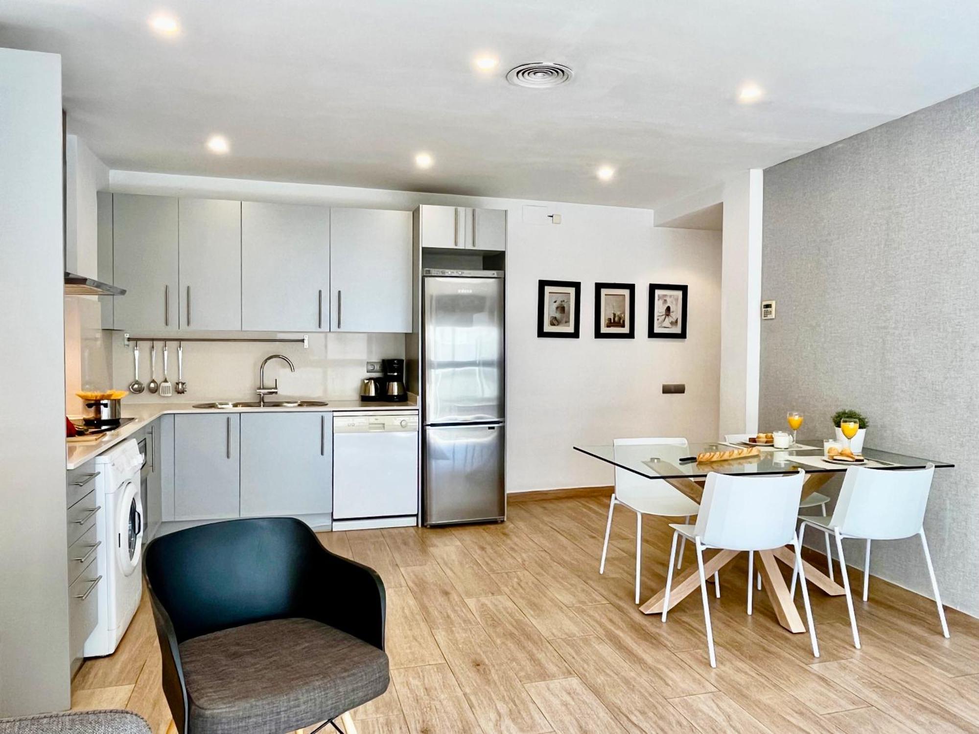 Feelathome Mozart Apartments Barcelona Luaran gambar