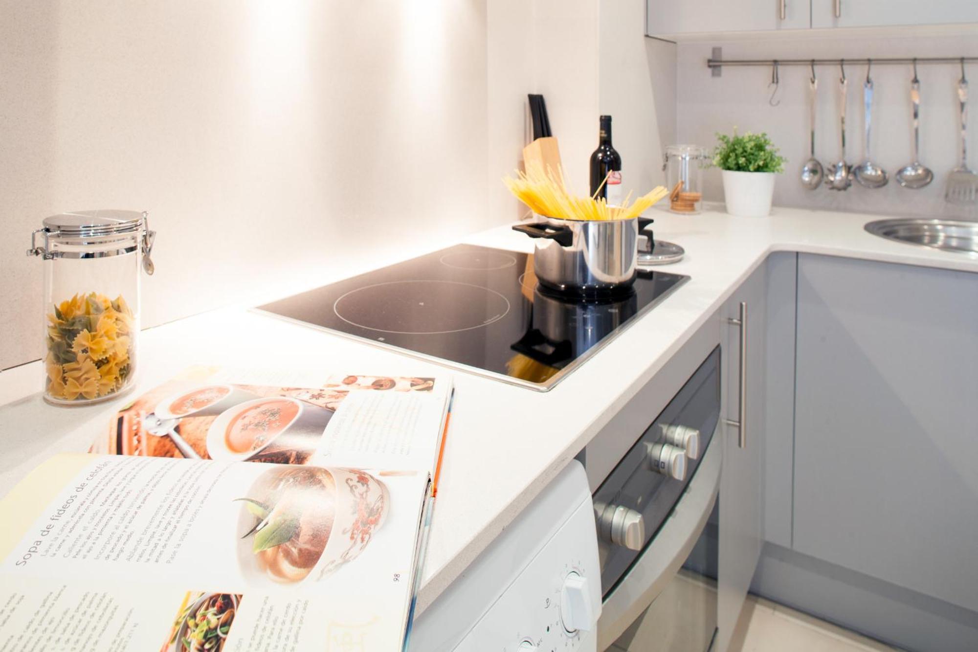 Feelathome Mozart Apartments Barcelona Luaran gambar